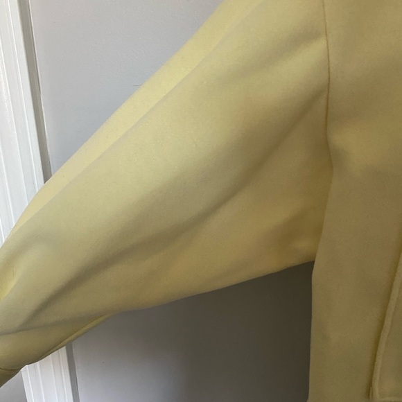 Yellow shacket - Picture 5 of 6